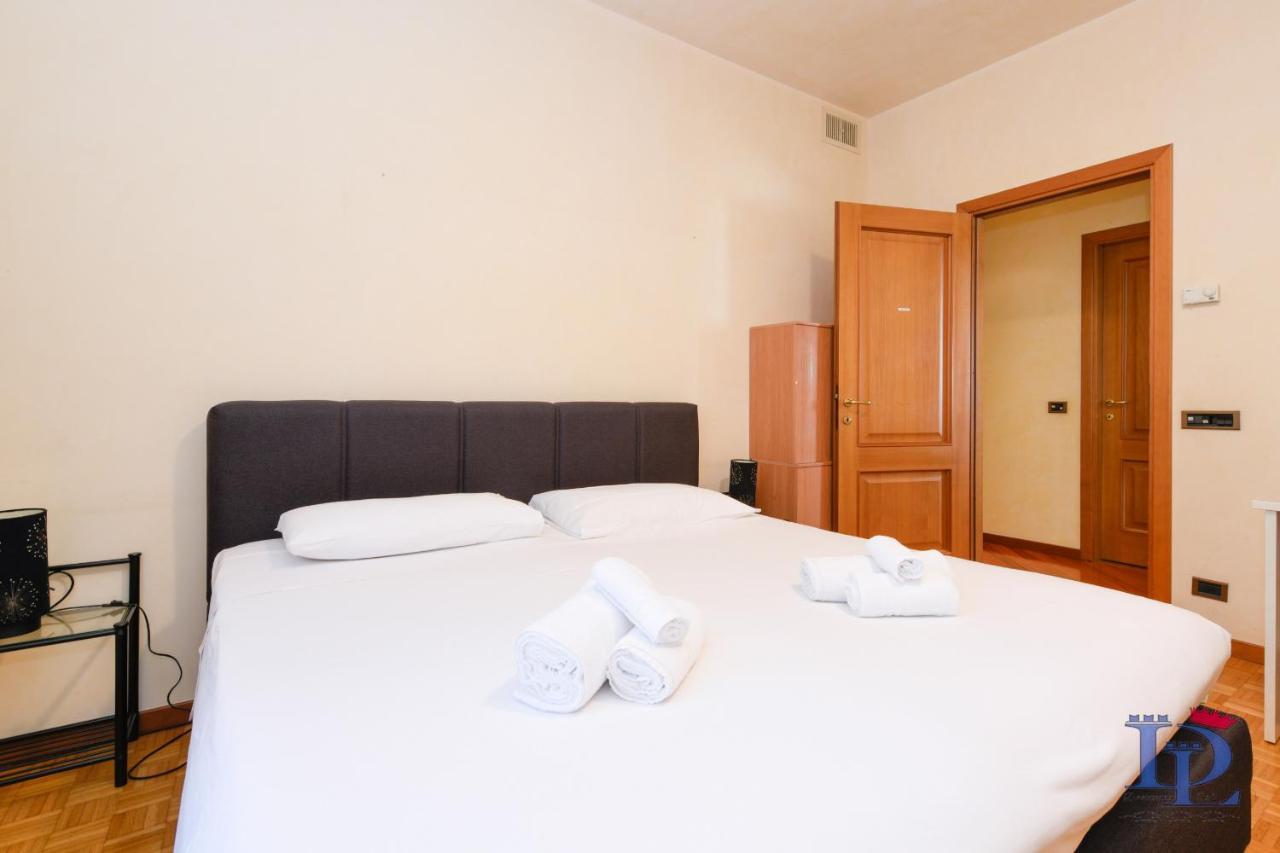 Desenzanoloft Official Partner Marriott Homes & Villas - Charming On The Lake Front Lake Desenzano del Garda Kültér fotó