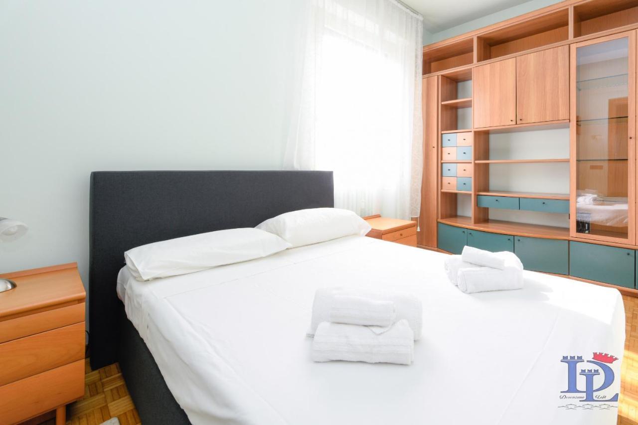 Desenzanoloft Official Partner Marriott Homes & Villas - Charming On The Lake Front Lake Desenzano del Garda Kültér fotó
